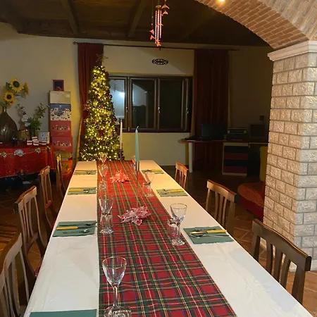 Al Boschetto Bed and breakfast
